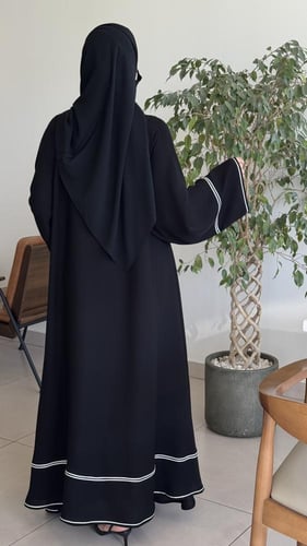 عباية قمر كلوش