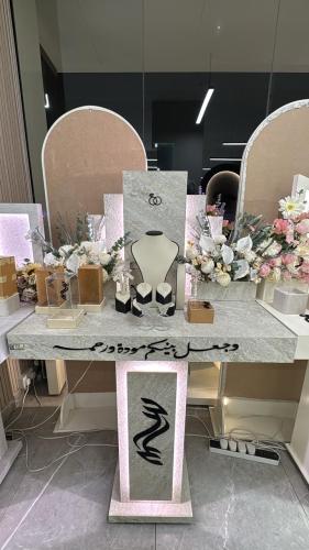 عربيه زيتوني عمود صغير