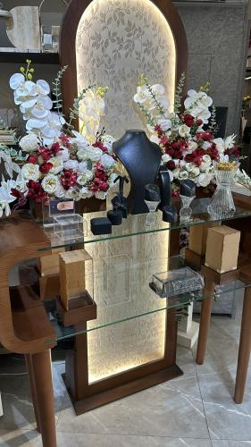 عربية u شامل ملحقاتها