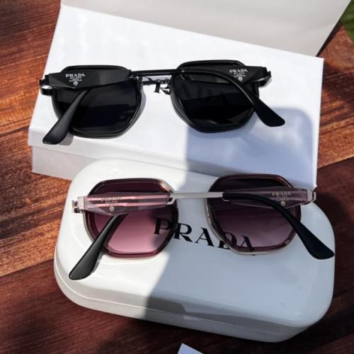 نظارة PRADA لونين