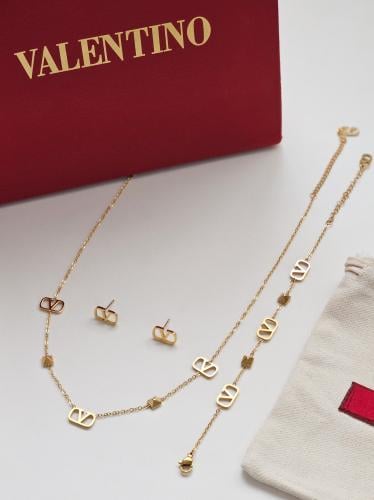 سلسال + اسوارة VALENTINO