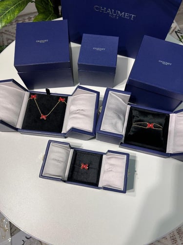 طقم شومية ذهبي احمر