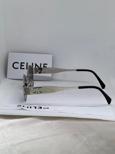 نظارة CELINE اطار فضي عدسه اسود ( سداسي )