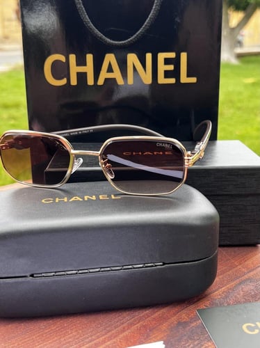 نظارة CHANEL اطار بني غامق - عدسة بني مدرج
