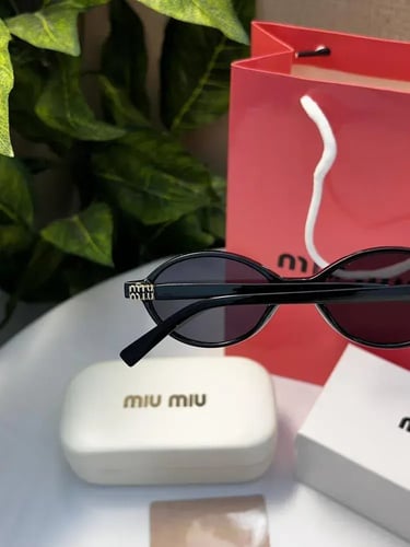 مجموعة ( نظارات الهبة ) - miu miu