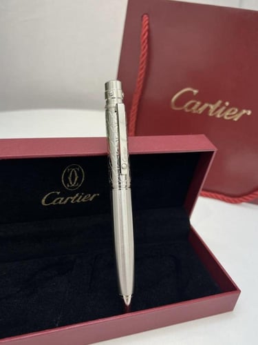 قلم حبر من مجموعة سانتوس دو كارتيه