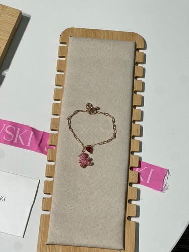 إسوارة سوارفيسكي قولد روز