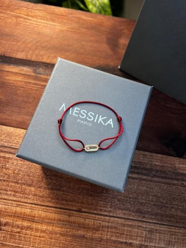 أسوارة MESSIKA خيط ملون ذهبي