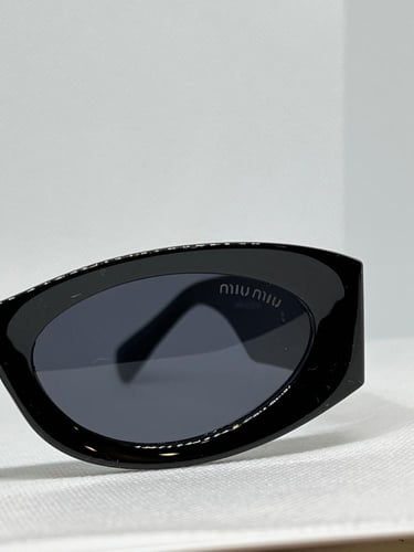نظارة MIU MIU