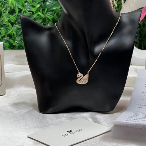 سلسال سوارفيسكي ذهبي كريستالة