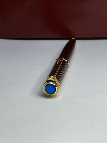 قلم حبر من مجموعة سانتوس دو كارتيه