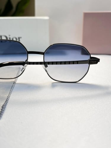 نظارة Dior - إطار اسود - عدسة مدرج
