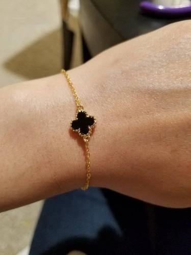 إسوارة Van cleef ذهبي - أسود