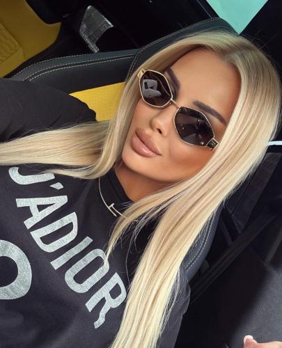 نظارة CELINE اطار فضي عدسه اسود ( سداسي )