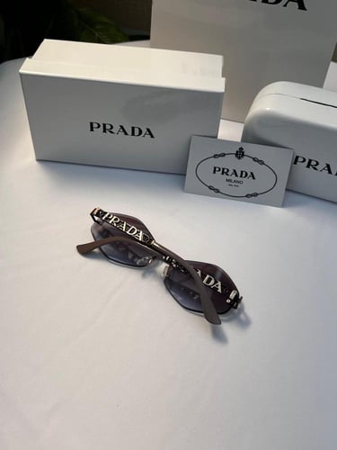 نظارة PRADA عدسة مدرج