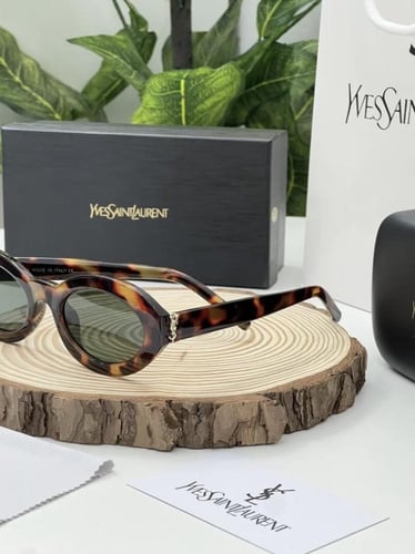 نظارة - سان لوران