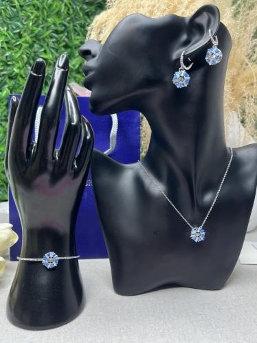 طقم إكسسوارات SWAROVSKI - طقم سوارفيسكي