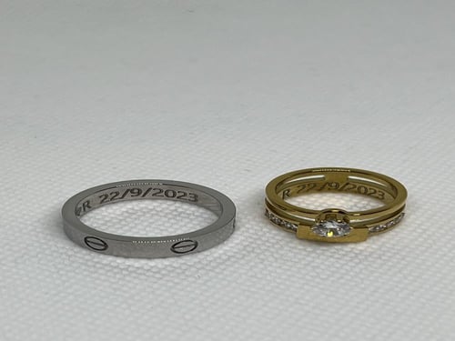 نحت على الخاتم ليزر