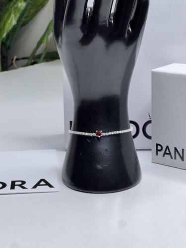 إسوارة باندورا - أحمر