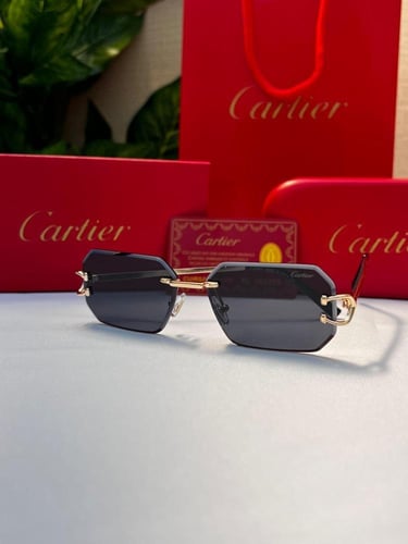 نظارة Cartier- اطار ذهبي- عدسه بني اسود