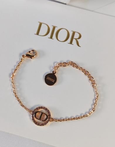إسوارة Dior روز قولد
