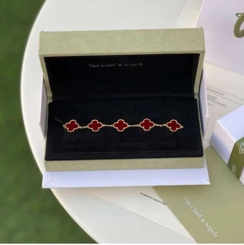 أسوارة Van cleef ذهبي وردة
