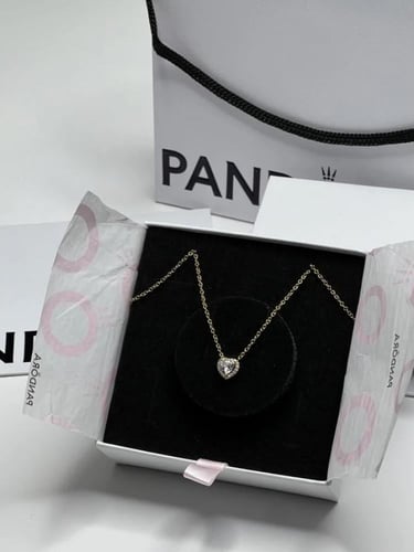 سلسال باندورا PANDORA قلب ذهبي