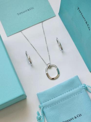 سلسال Tiffany فضي