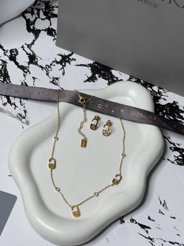 سلسال MESSIKA معدن ذهبي بكريستالات