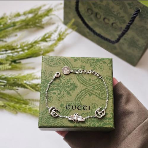 اسوارة GUCCI فضي