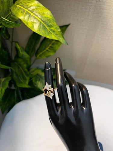 خاتم apm الذهبي