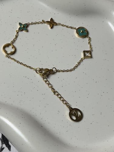 إسوارة LOUIS VUITTON معدن ذهبي أخضر