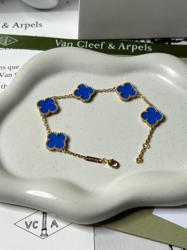 إسوارة Van cleef ذهبي -أزرق
