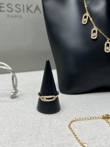 طقم MESSIKA ذهبي