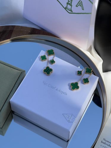 حلق van cleef الحصري