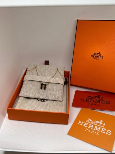 سلسال HERMES معدن ذهبي أسود