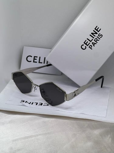 نظارة CELINE اطار فضي عدسه اسود ( سداسي )