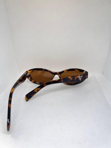 نظارة prada- إطار تايقر - عدسه بني