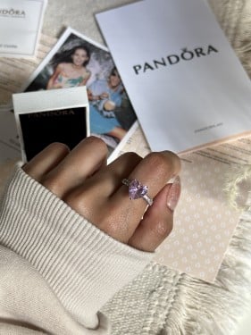 خاتم باندورا PANDORA فضي كرستالة وردي الجوهرة