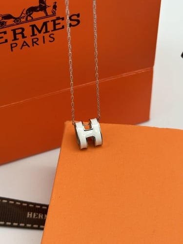 سلسال HERMES معدن ذهبي أبيض