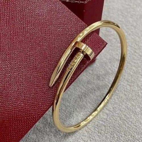 إسوارة carter المسمار