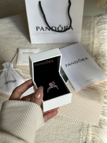 خاتم باندورا PANDORA فضي كرستالة وردي الجوهرة
