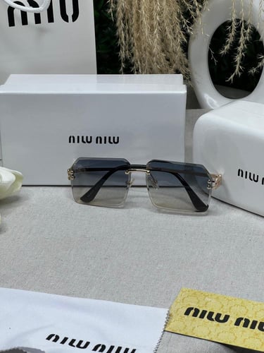 نظارة - MIU MIU