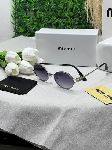 نظارة MIU MIU أطار فضي - عدسة مدرج