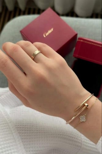 خاتم carter الذهبي LOVE