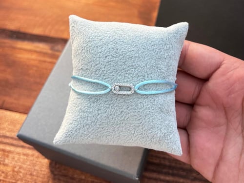 أسوارة MESSIKA خيط ملون فضي