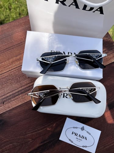 نظارة PRADA لونين