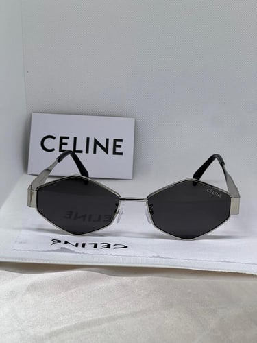 نظارة CELINE اطار فضي عدسه اسود ( سداسي )