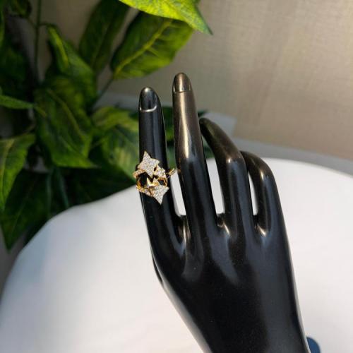 خاتم apm الذهبي