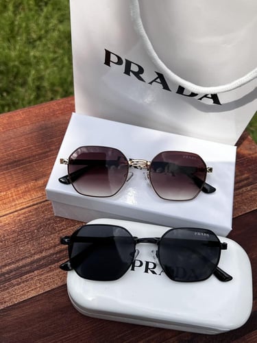 نظارة PRADA لونين